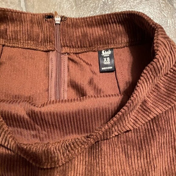 Corduroy‎ Brown Mini Zip Back Skirt Size X-Small - Picture 2 of 3